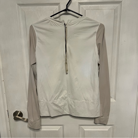 Lululemon White/Dune Warm up Crew - Picture 2 of 4